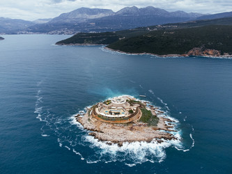 Similar image 22453543