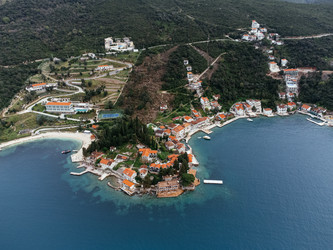 Similar image 22453548