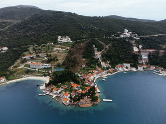 Similar image 22453600