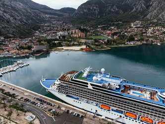 Similar image 22453604