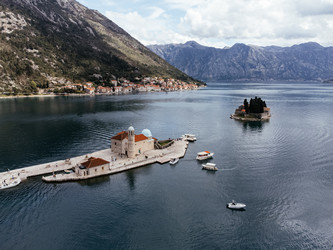 Similar image 22453605