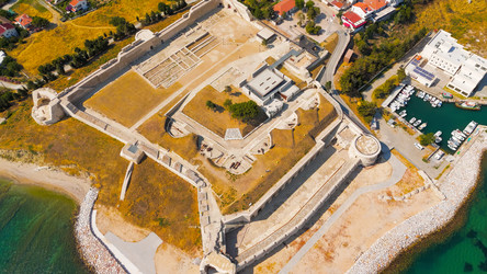 Similar image 22461040