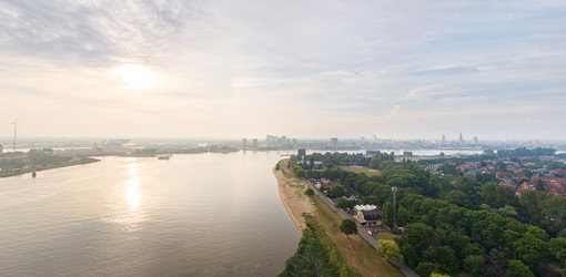 Similar image 22465338