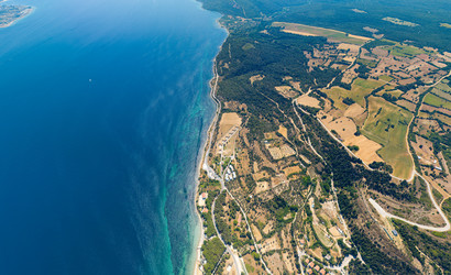 Similar image 22465343