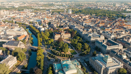 Similar image 22465381