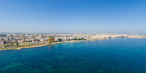 Similar image 22476043