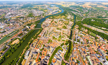 Similar image 22476048