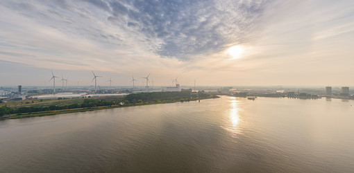 Similar image 22476118