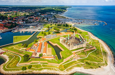 Similar image 22476158