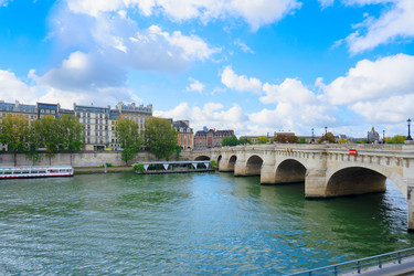 Similar image 22475929