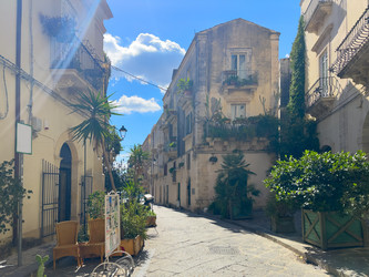 Similar image 22475847