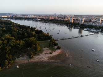 Similar image 22477182