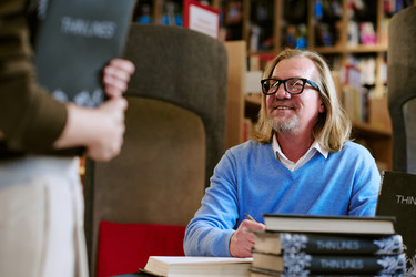 Similar image 22530896