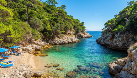 Similar image 22480358