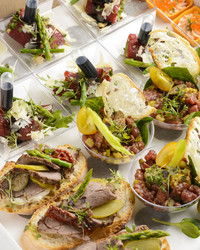 Similar image 22480716