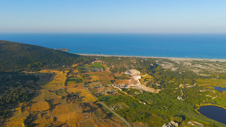 Similar image 22488360