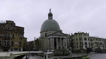 Similar image 22504379