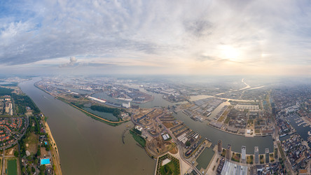 Similar image 22490353