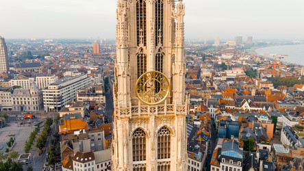 Similar image 22490375