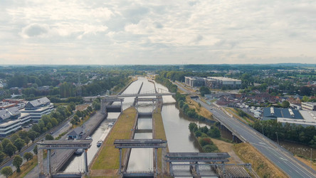 Similar image 22523328