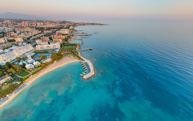 Similar image 22523315