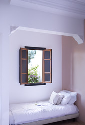 Similar image 22528335