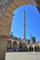 Similar image 22526038