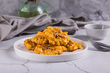 Similar image 22535300