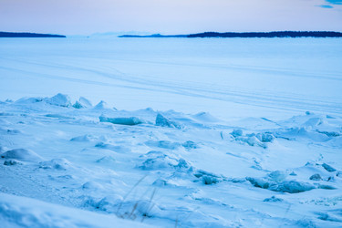 Similar image 22529136