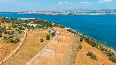 Similar image 22528636