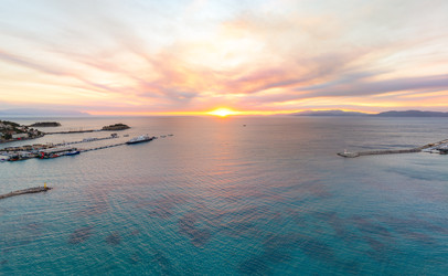 Similar image 22528575