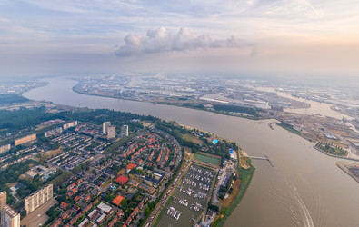 Similar image 22528743