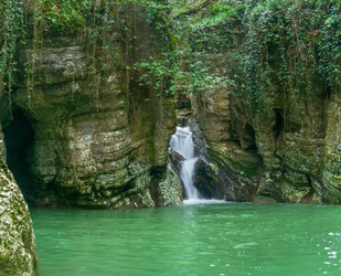 Similar image 22535075