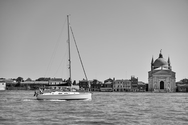 Similar image 22537072