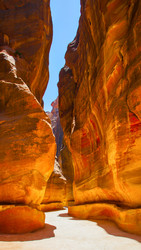 Similar image 22537300