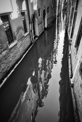 Similar image 22537040