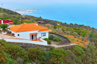 Similar image 22536799