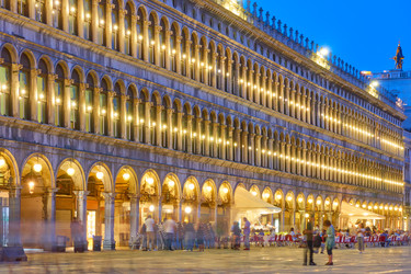 Similar image 22561146