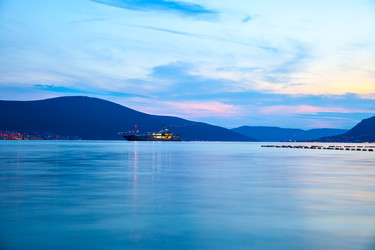 Similar image 22561185