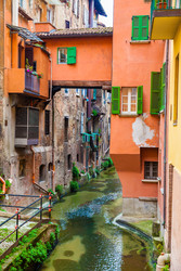 Similar image 22561381