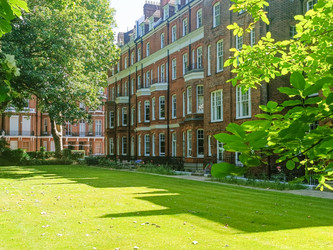 Similar image 22560156