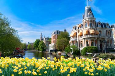 Similar image 22587986