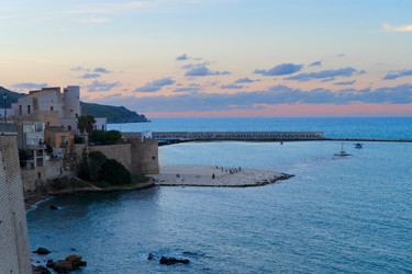 Similar image 22587434