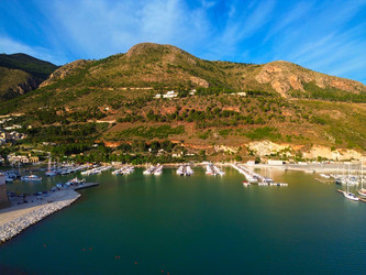 Similar image 22587655