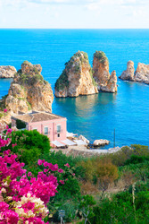 Similar image 22587675