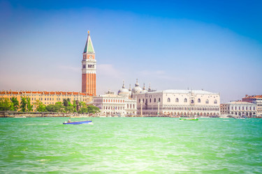 Similar image 22588108