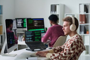 Similar image 22532675