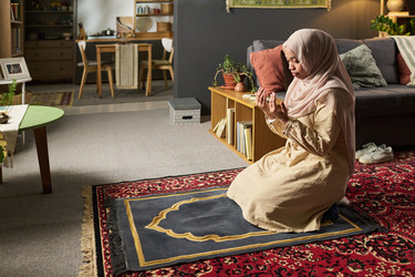 Similar image 22615175