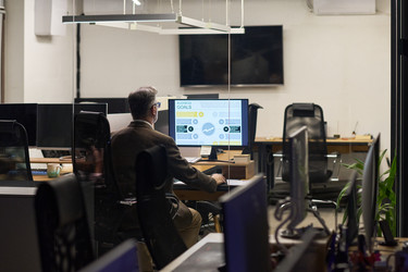 Similar image 22615399