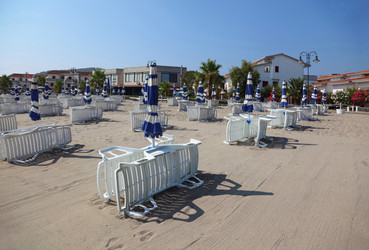 Similar image 22598195